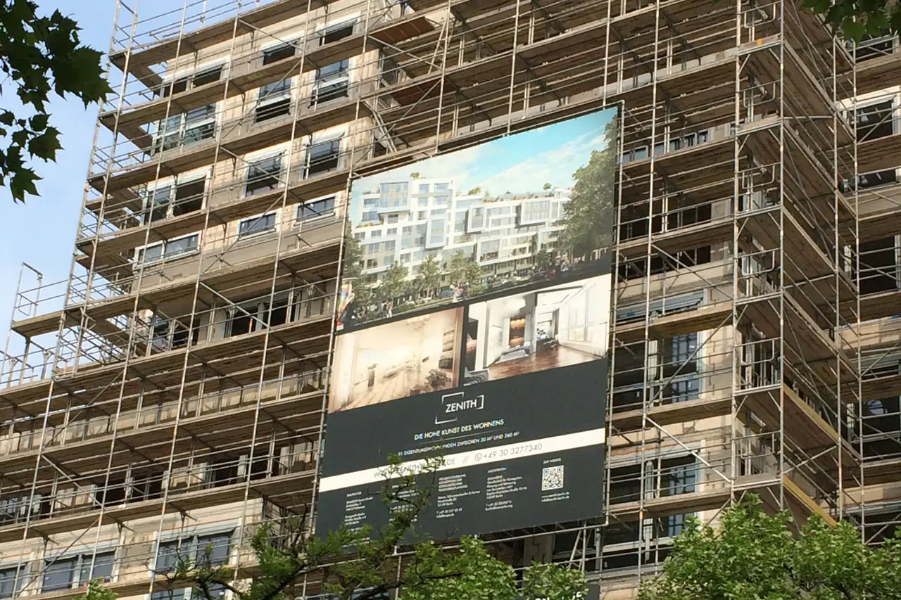 Efficient technical planning for a large project in Berlin ensures secure supply of water/sewage, heating/ventilation, power and seamless system integration.